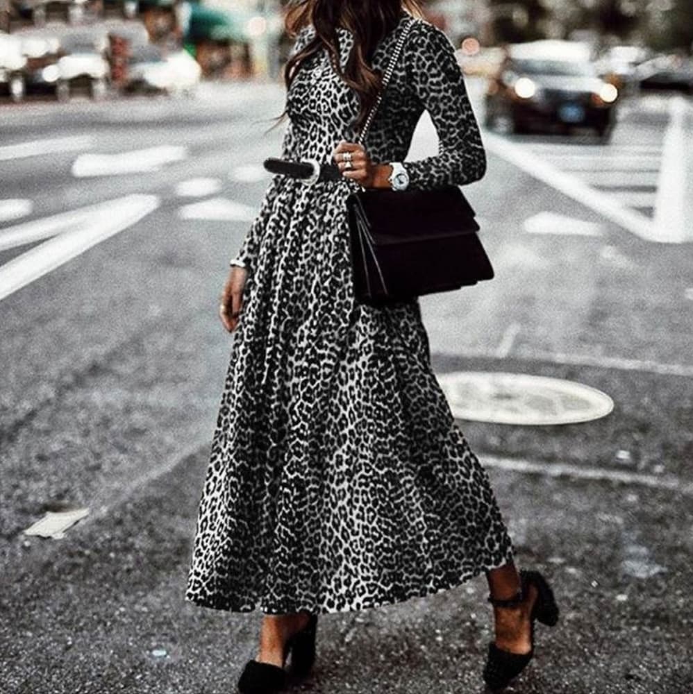 Crew Neck Long Sleeve Leopard Print Midi Dress. - Thumbnail 4