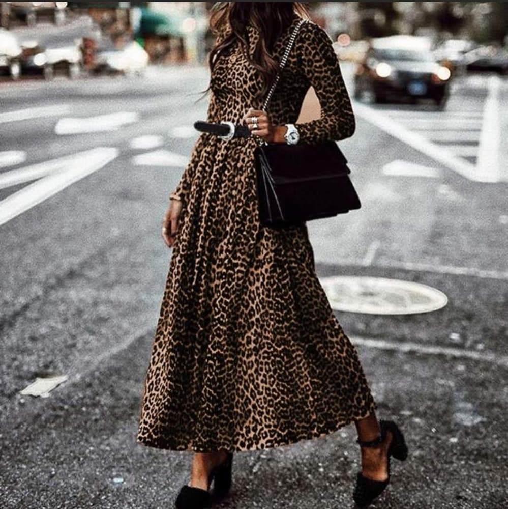 Crew Neck Long Sleeve Leopard Print Midi Dress. - Thumbnail 8