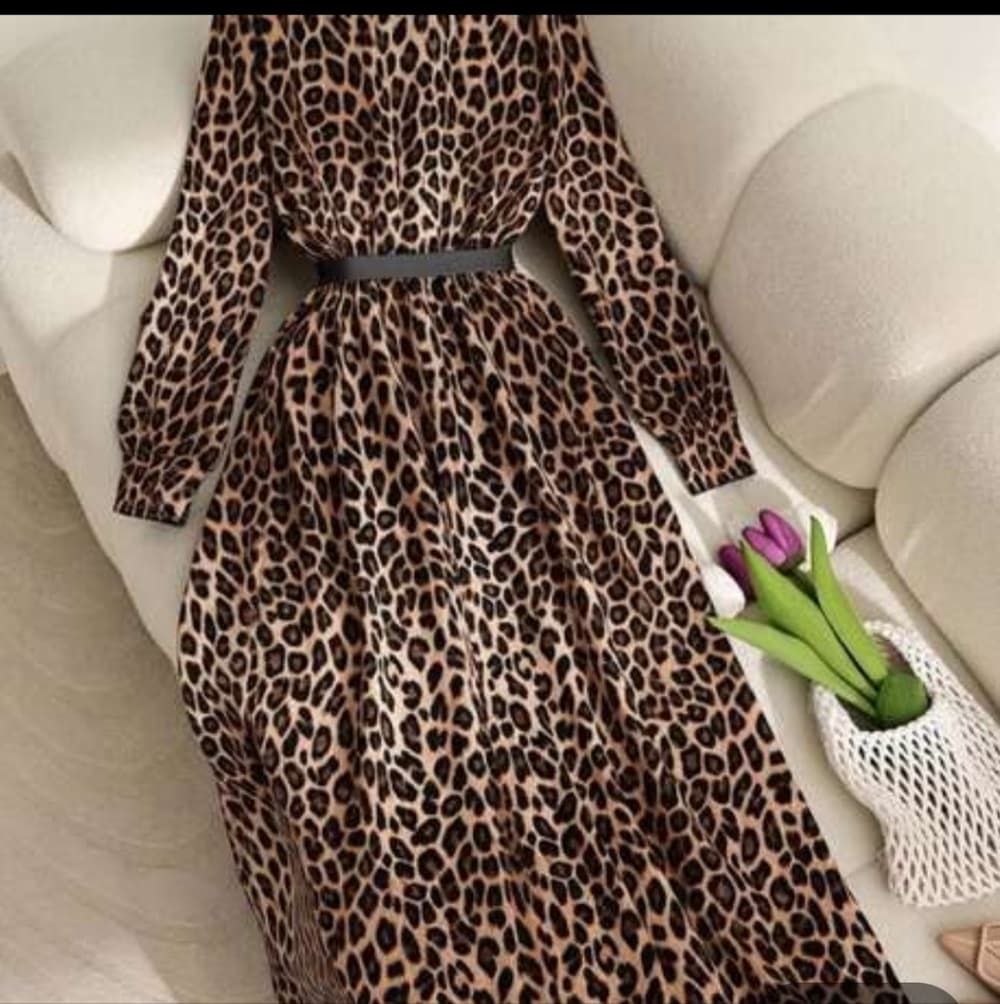 Crew Neck Long Sleeve Leopard Print Midi Dress. - Thumbnail 6