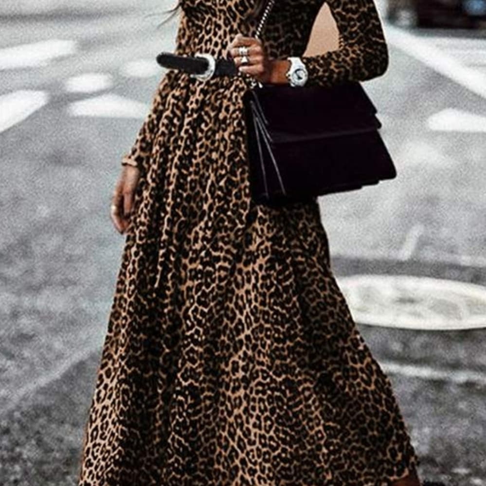 Crew Neck Long Sleeve Leopard Print Midi Dress. - Thumbnail 3