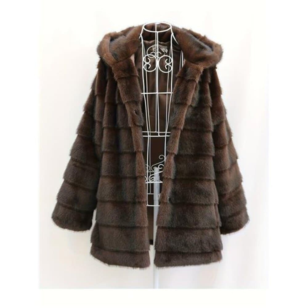 An Elegant And High-End Purple Mink Coat with a Hood And Hidden Buttons, - Thumbnail 5