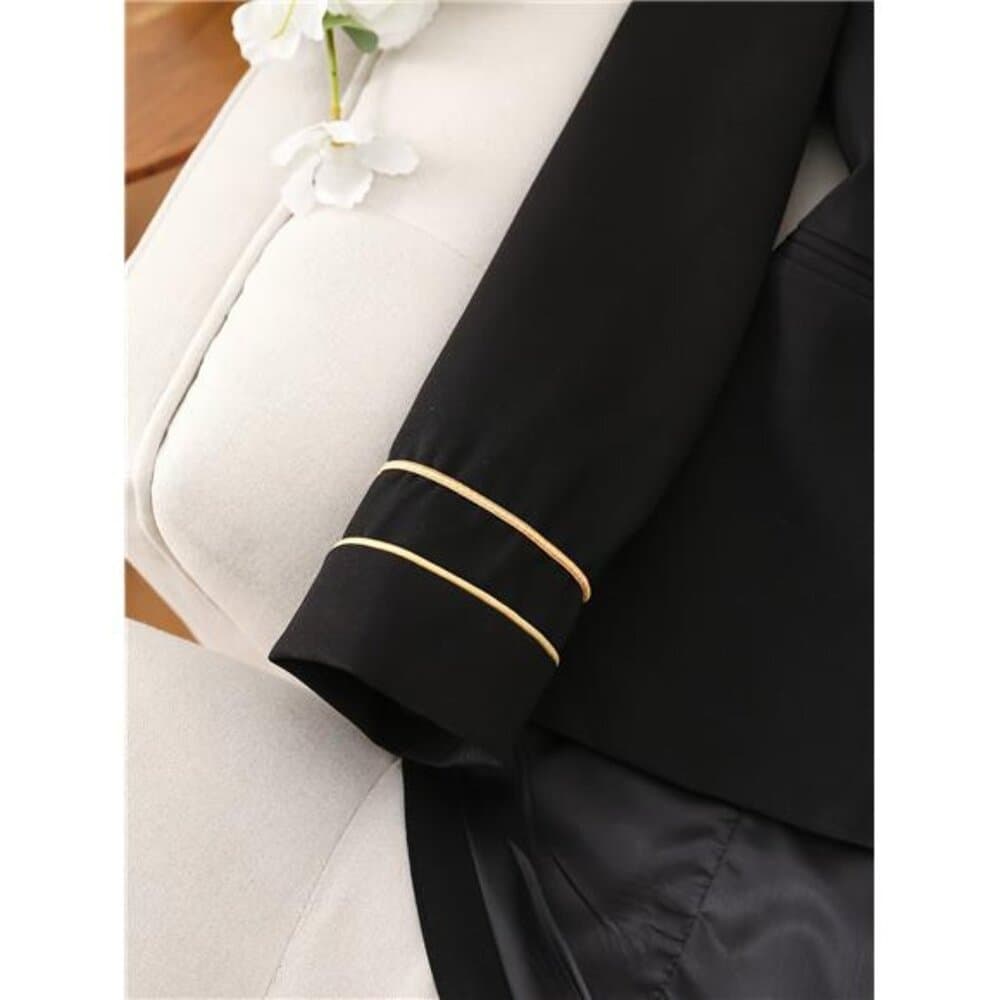 Graceful and Minimalist Urban Business Office Elegance Solid Color Women's - Thumbnail 4