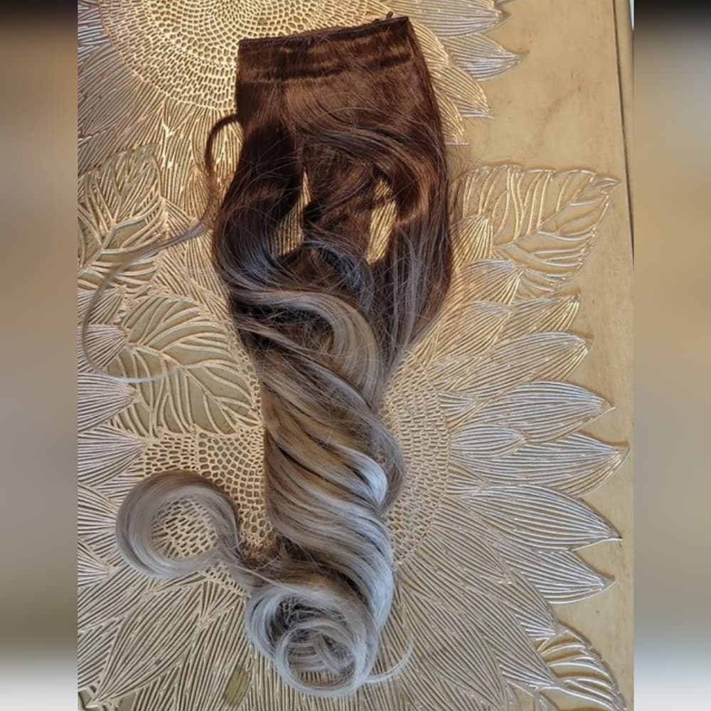 Brown Blonde 20" long synthetic straight hair extensions halo wire fish line