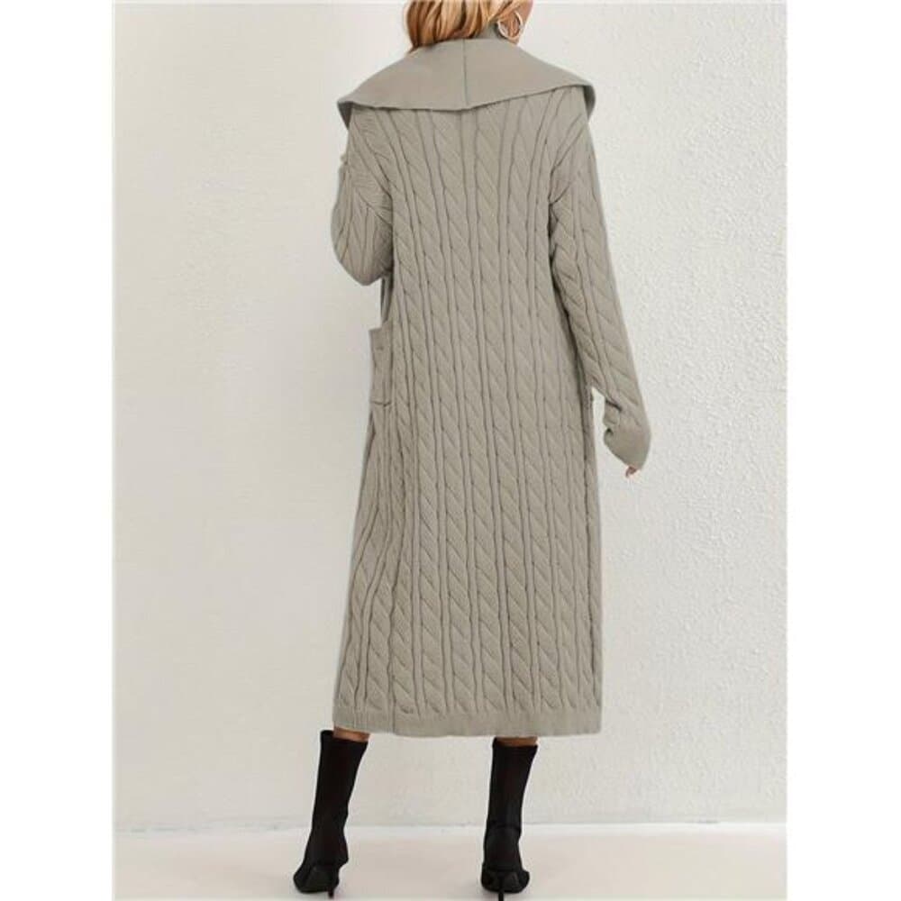 Tailored Development: a Three-Piece Set Featuring a Luxurious Long-Sleeve - Thumbnail 4