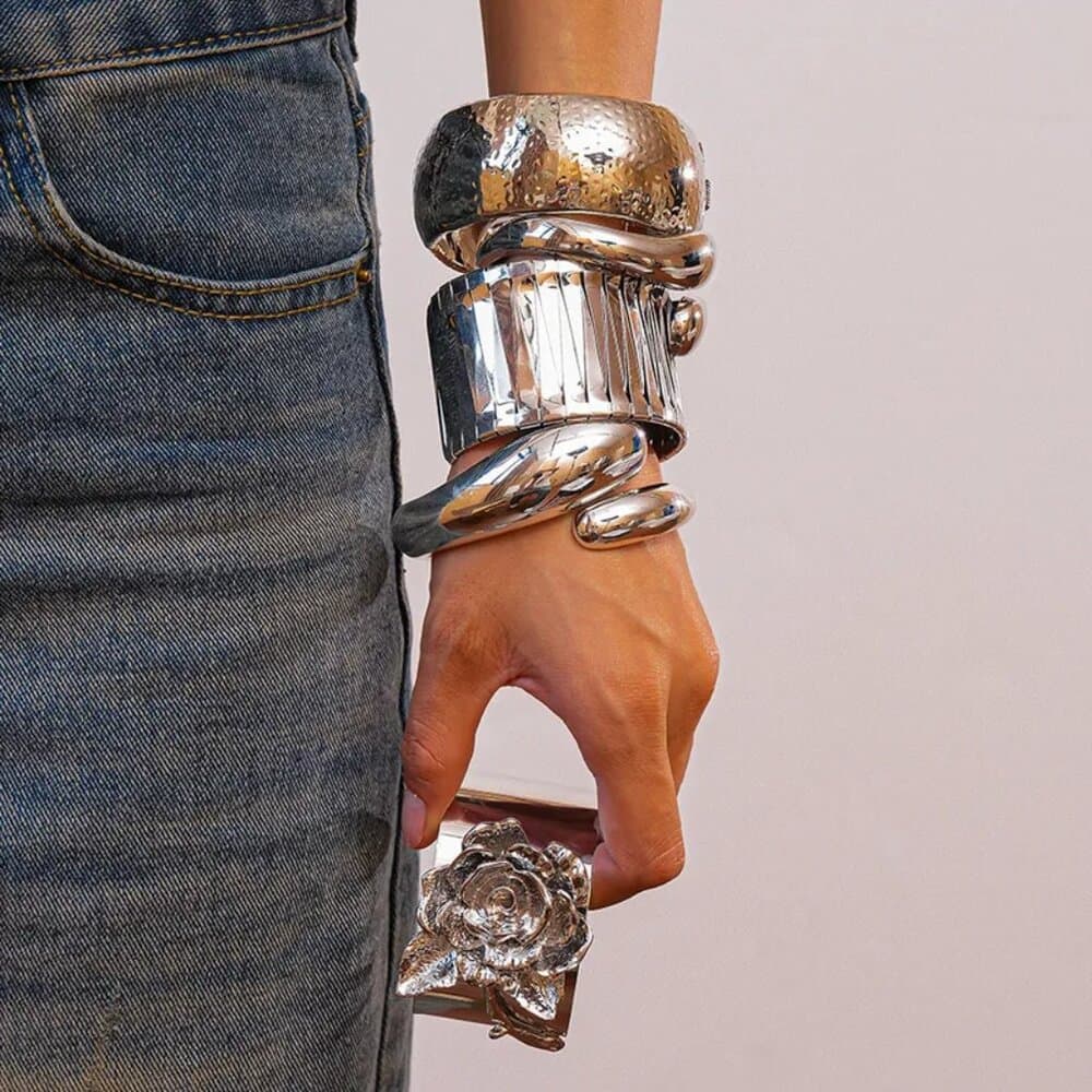 Elegant Irregular Water Drop Flower Open Solid Color Alloy Bracelet Luxury - Thumbnail 6