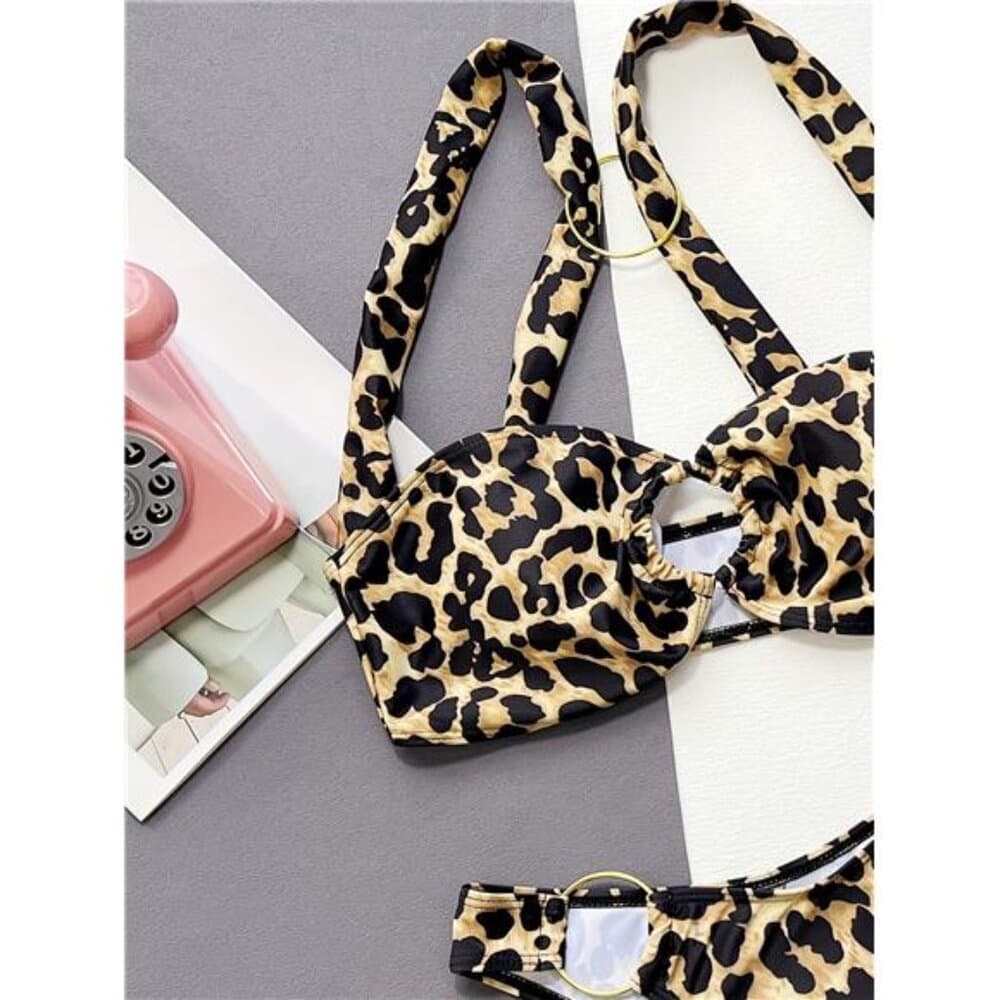 2-Piece Leopard Print Bikini Set Sizzling Design, High-Waisted Cheeky Bottoms - Thumbnail 4