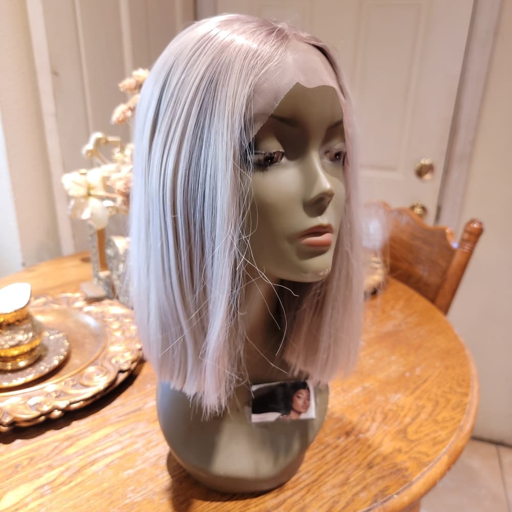 Elegant Silver Blonde Wig