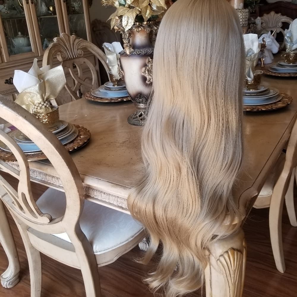 Blonde Beauty LaceFront Wig Wig 22-24inches - Thumbnail 4
