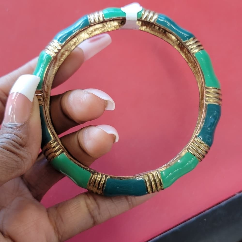 Elegant Gold and Blue-Green Bangle Bracelet - Thumbnail 3