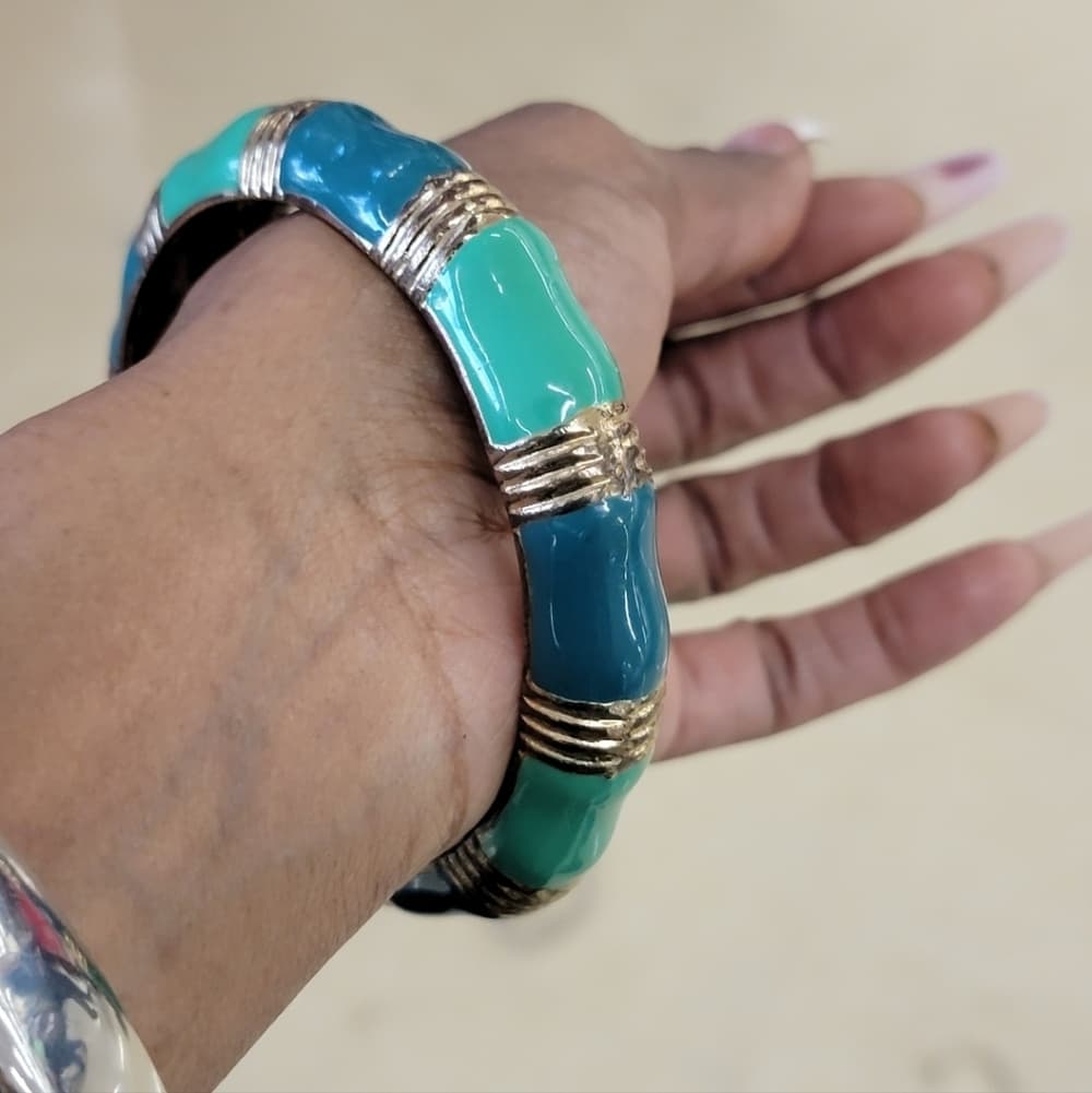 Elegant Gold and Blue-Green Bangle Bracelet - Thumbnail 2