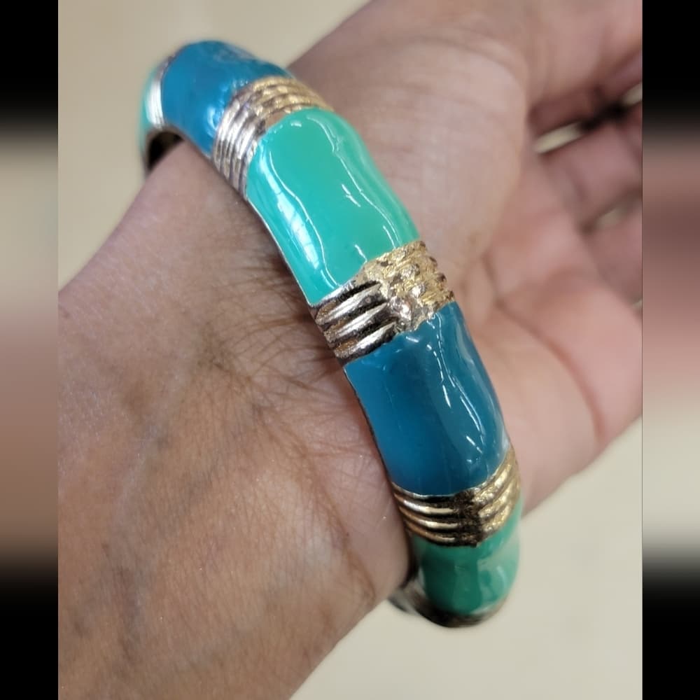 Elegant Gold and Blue-Green Bangle Bracelet - Thumbnail 5