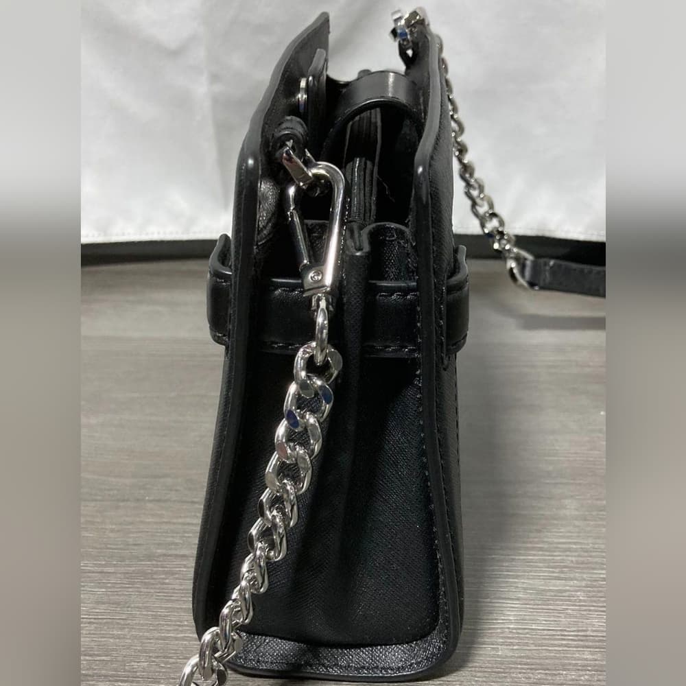Michael Kors black crossbody bag. - Thumbnail 6