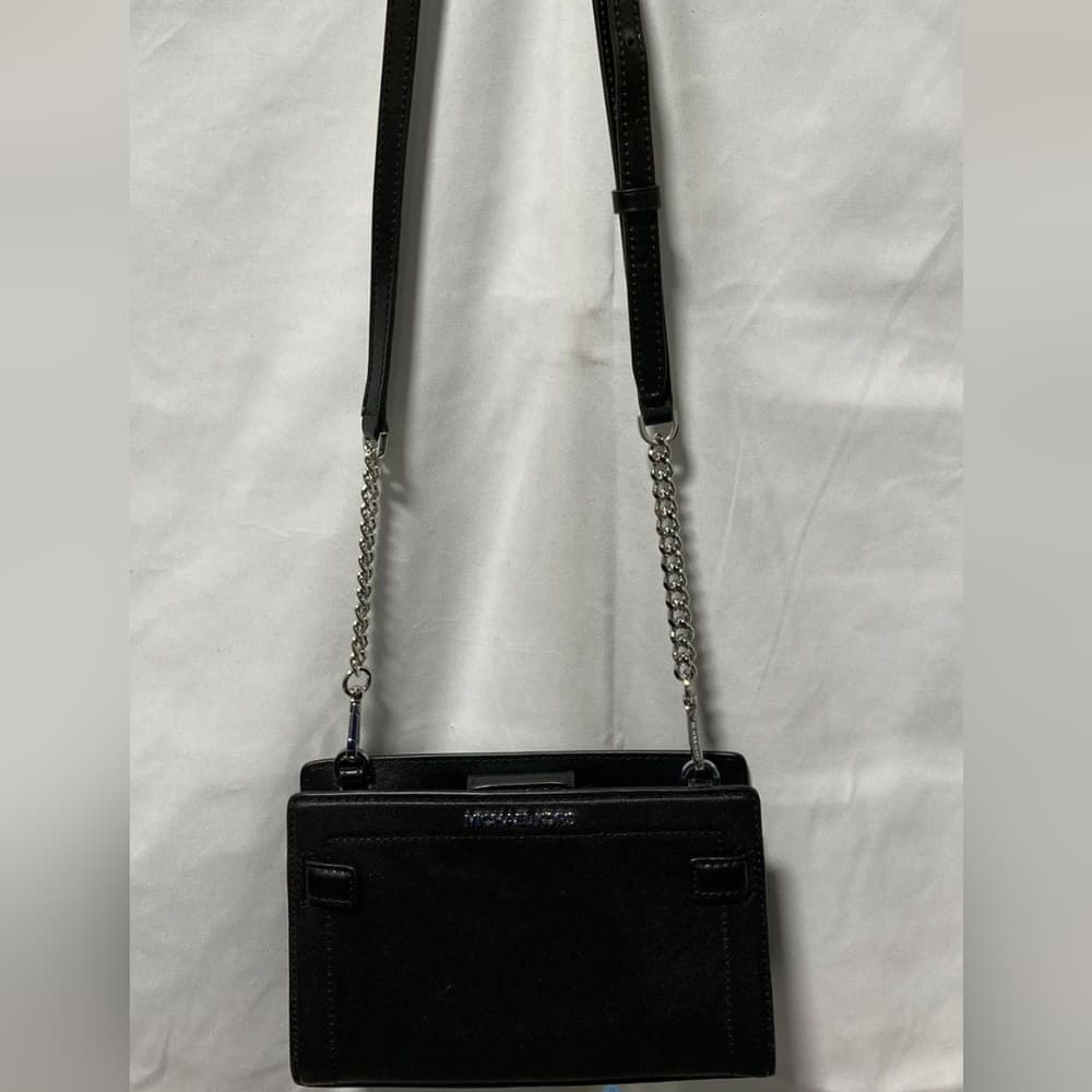 Michael Kors black crossbody bag. - Thumbnail 2