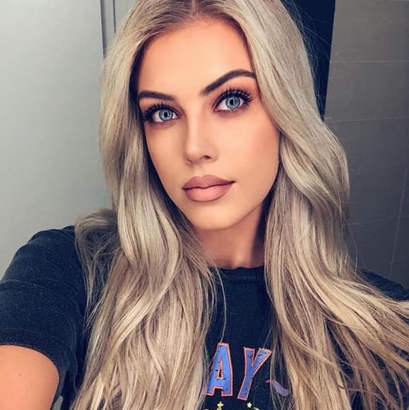 Blonde Beauty Lace Front Wig - Thumbnail 9
