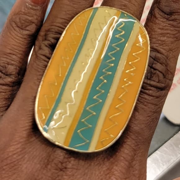 Beautiful Vintage Beauty Ring - Thumbnail 4