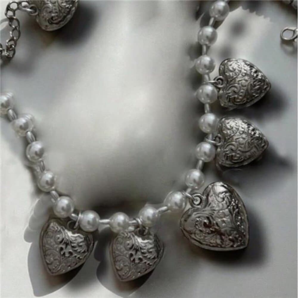 Ladies Multilayer Retro Boho Necklace, Elegant Pearlescent Heart Shaped Metal - Thumbnail 4