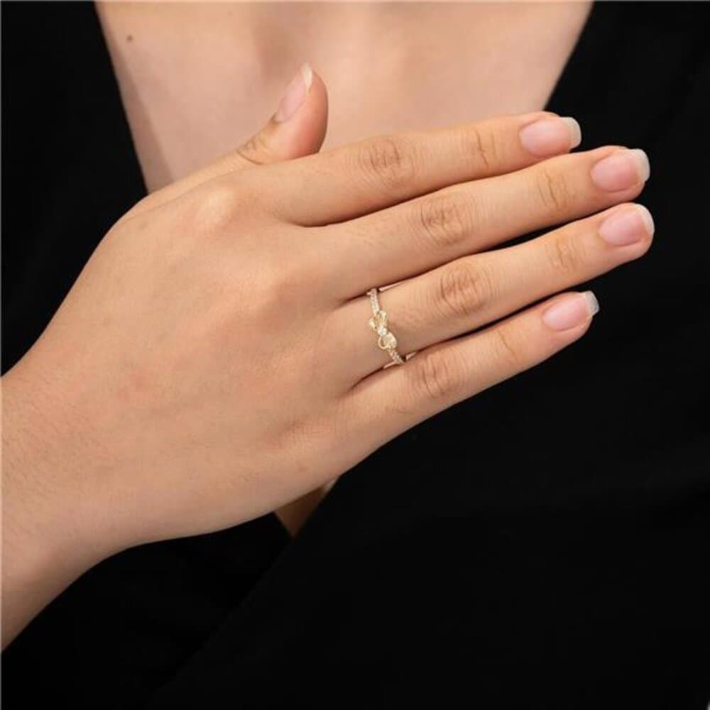Amazon Essentials 10K Gold Dainty Bow Ring set with Round Cut Infinite Elements