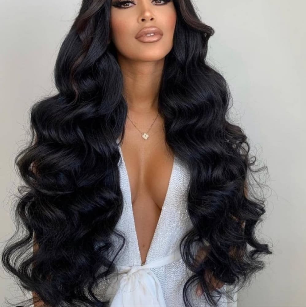 Black LaceFront Wig 32-34 inches!! #1b