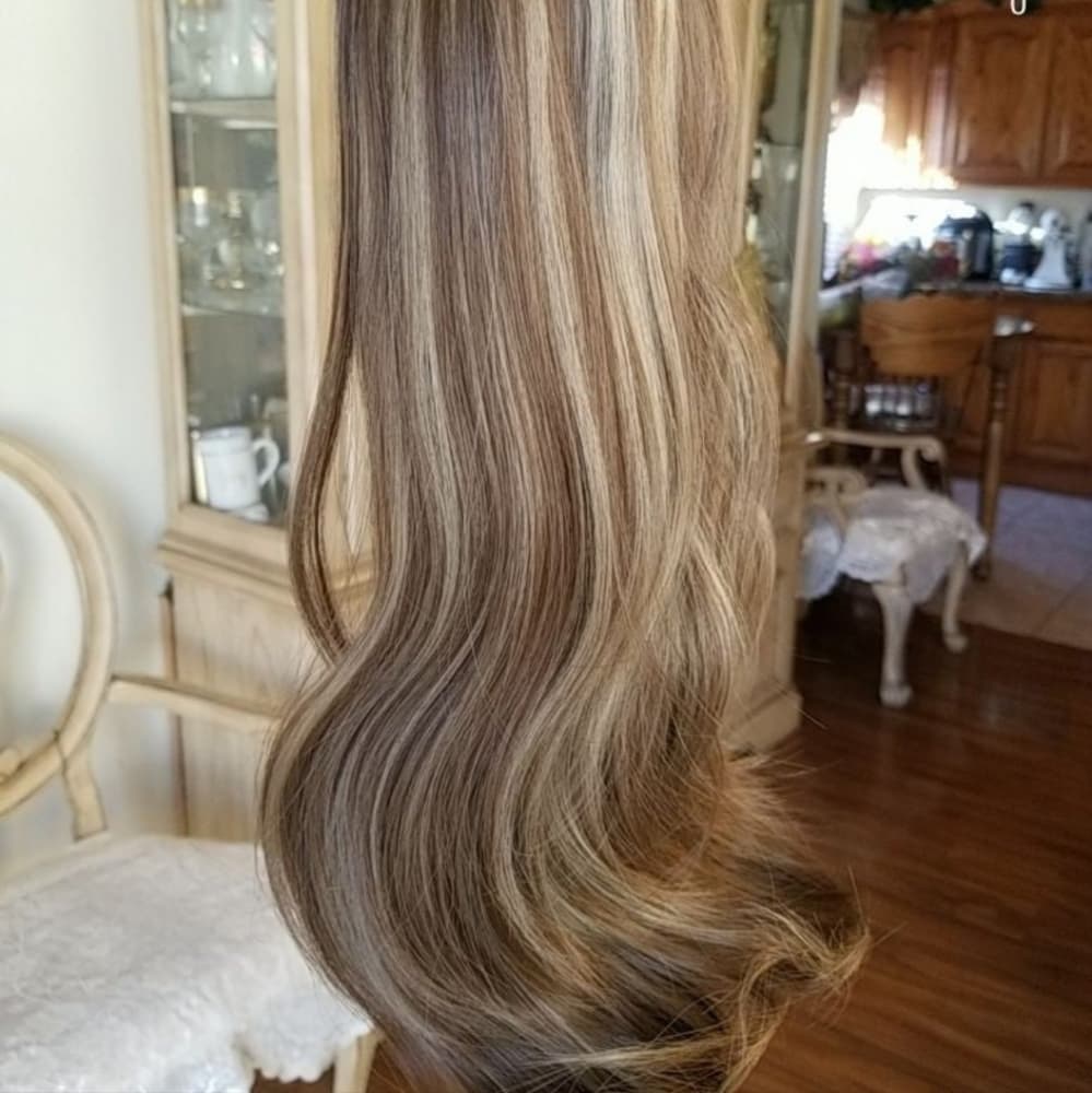 Brown Blonde 20" long synthetic straight hair extensions halo wire fish line - Thumbnail 4