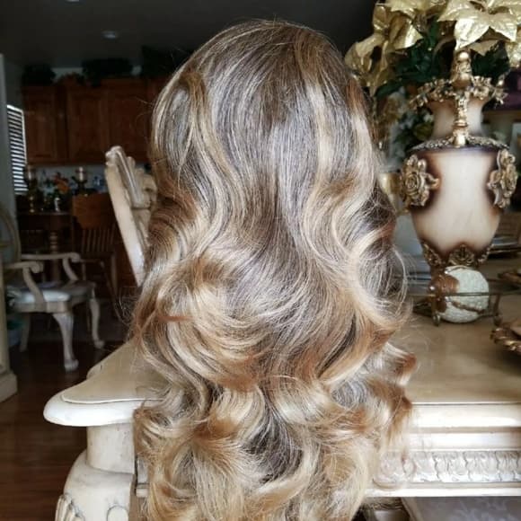 Beautiful Ash Blondish LaceFront Wig 20-24 inches! - Thumbnail 5