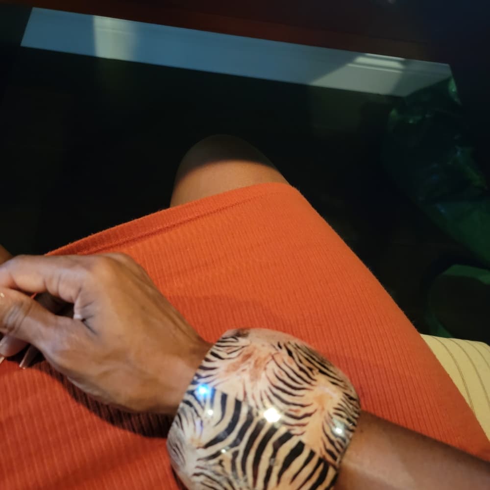 Animal Print Bangle Bracelet - Thumbnail 4