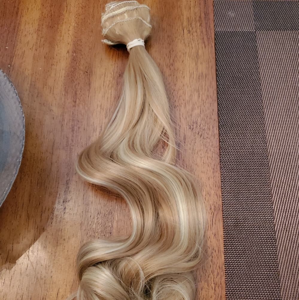 Blonde Full Head Clip in Extension - Thumbnail 5