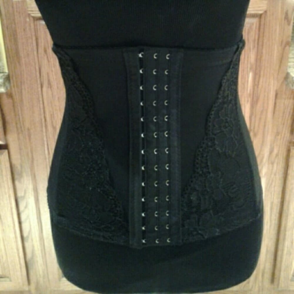 7 Steel Bone Waist Trainer-Instanly Slims You!! - Thumbnail 2