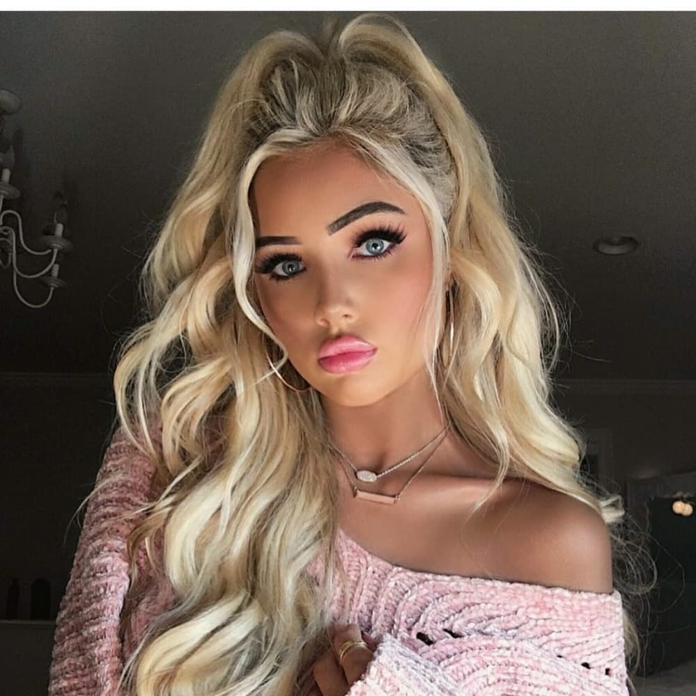 Ash Blonde Lace Front Wig 22-26 inches - Thumbnail 8