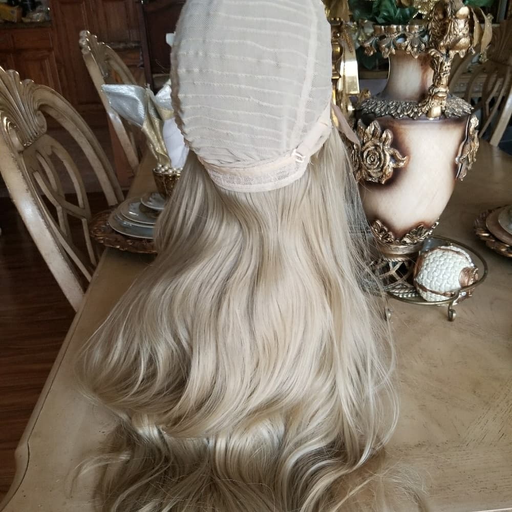Ash Blonde Lace Front Wig 22-26 inches - Thumbnail 6