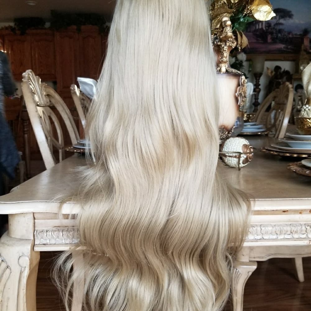 Ash Blonde Lace Front Wig 22-26 inches - Thumbnail 3