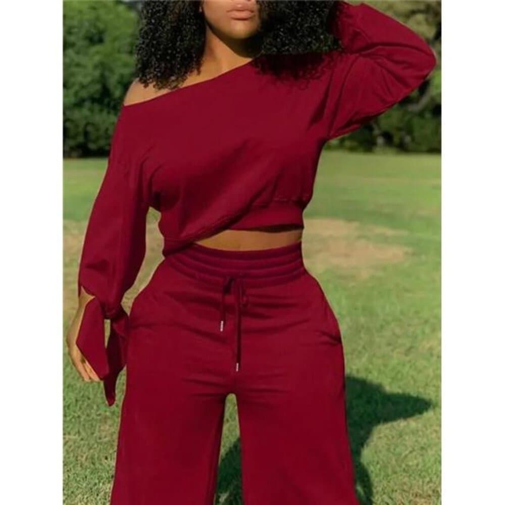 Two-Piece Set Of Oblique Shoulder Sweatshirt And Drawstring Waist Pants - Thumbnail 2