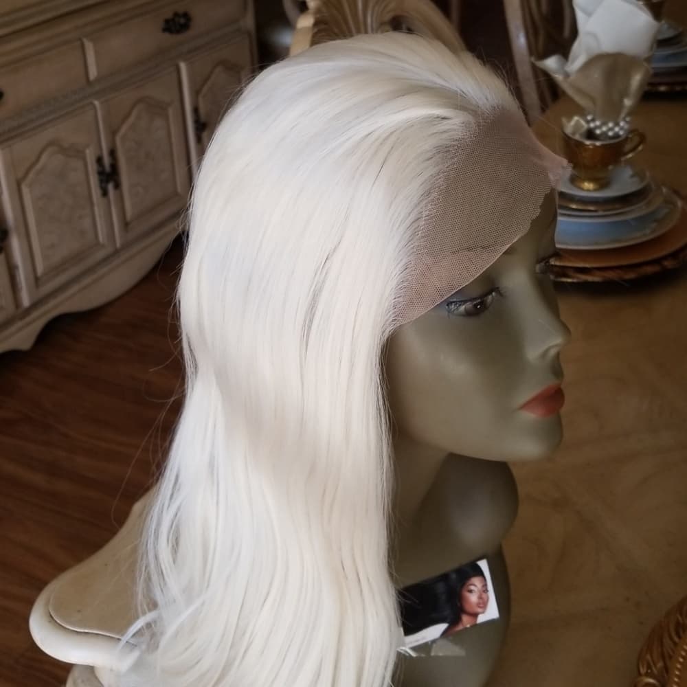 Platinum Bleach Blonde Lace Front Wig 22-24 inches - Thumbnail 4