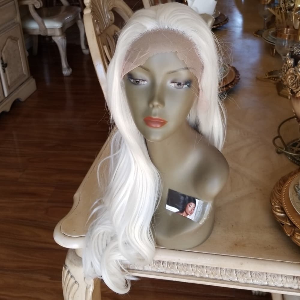 Platinum Bleach Blonde Lace Front Wig 22-24 inches - Thumbnail 5