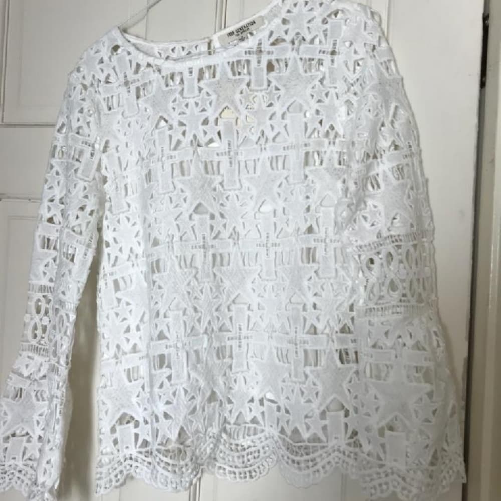 White Beauty Top - Thumbnail 3