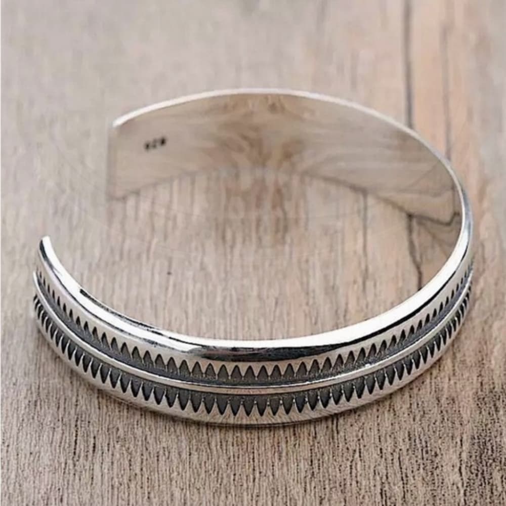 Sterling Silver Engeaved Bangle Bracelet - Thumbnail 4