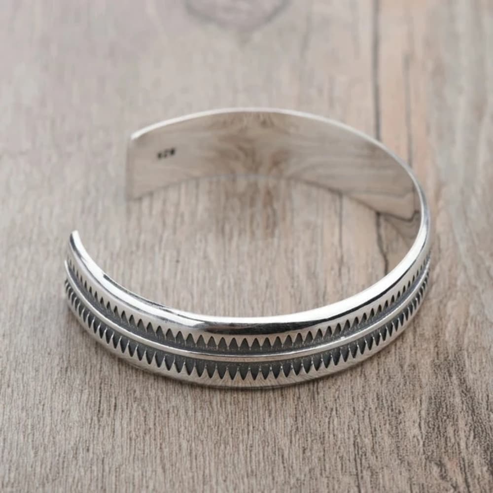 Sterling Silver Engeaved Bangle Bracelet - Thumbnail 8