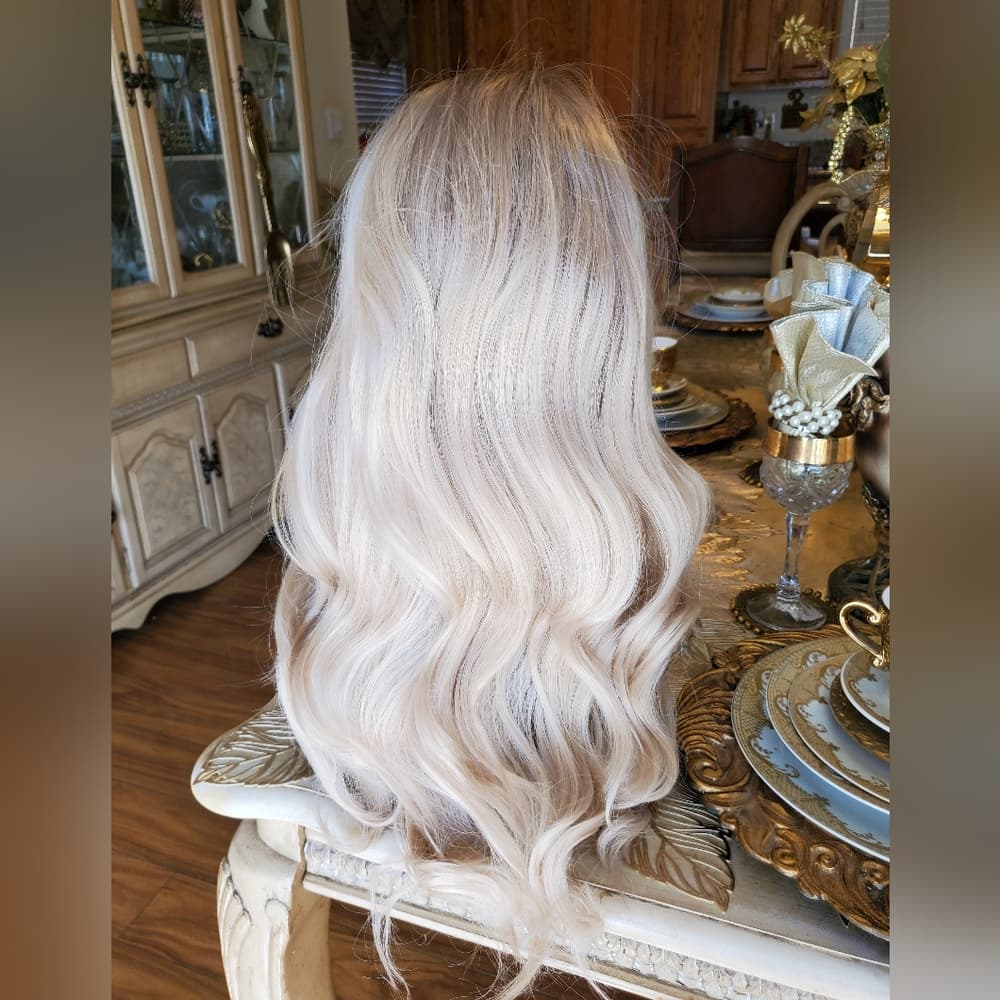 Blonde Beauty Lace Front Wig 22-26 inches!1 - Thumbnail 5