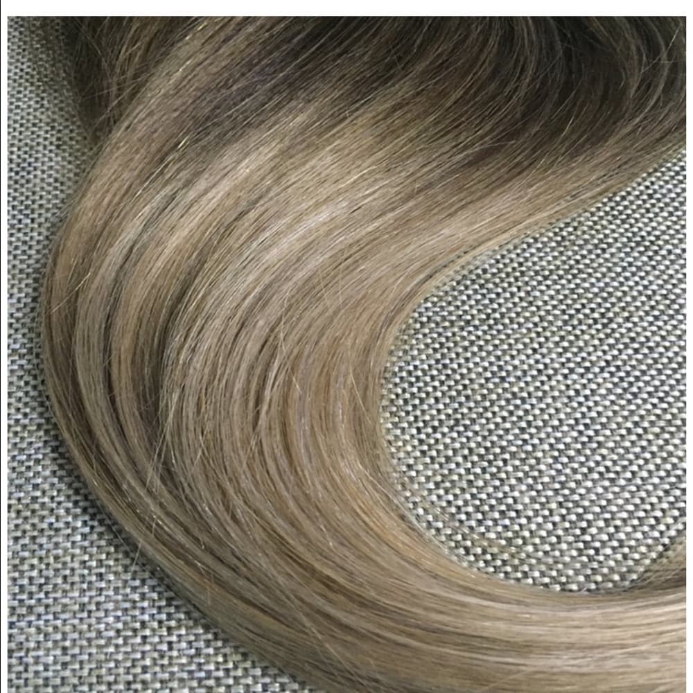 Brazilian Balayage Clip in Extensions 16 inches - Thumbnail 5