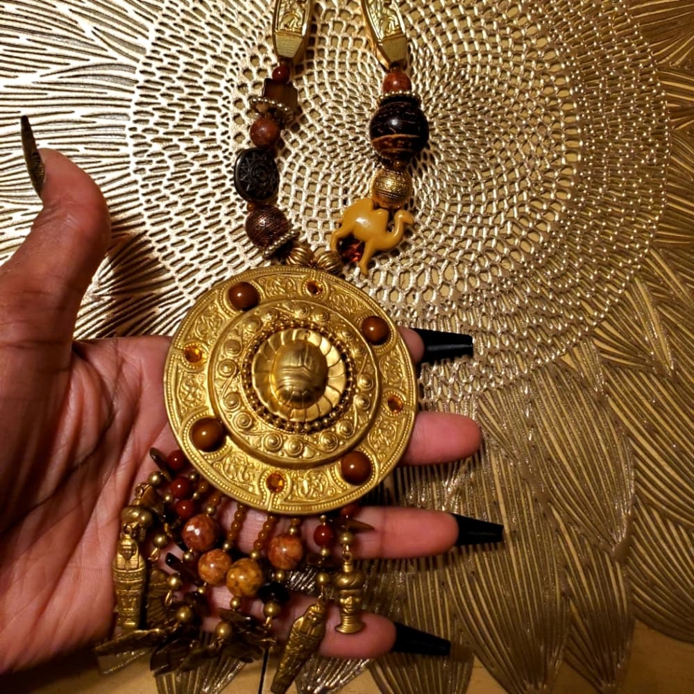 Beautiful Gold Brown Exotic Hanging Necklace - Thumbnail 7