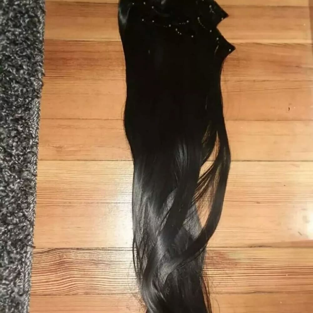 Black Full Head Clip in Extension - Thumbnail 2