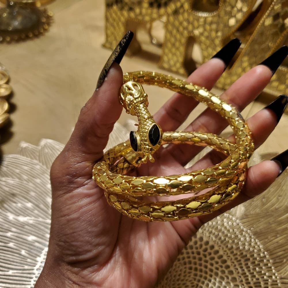 Beautiful Snake Cuff Bracelet - Thumbnail 2