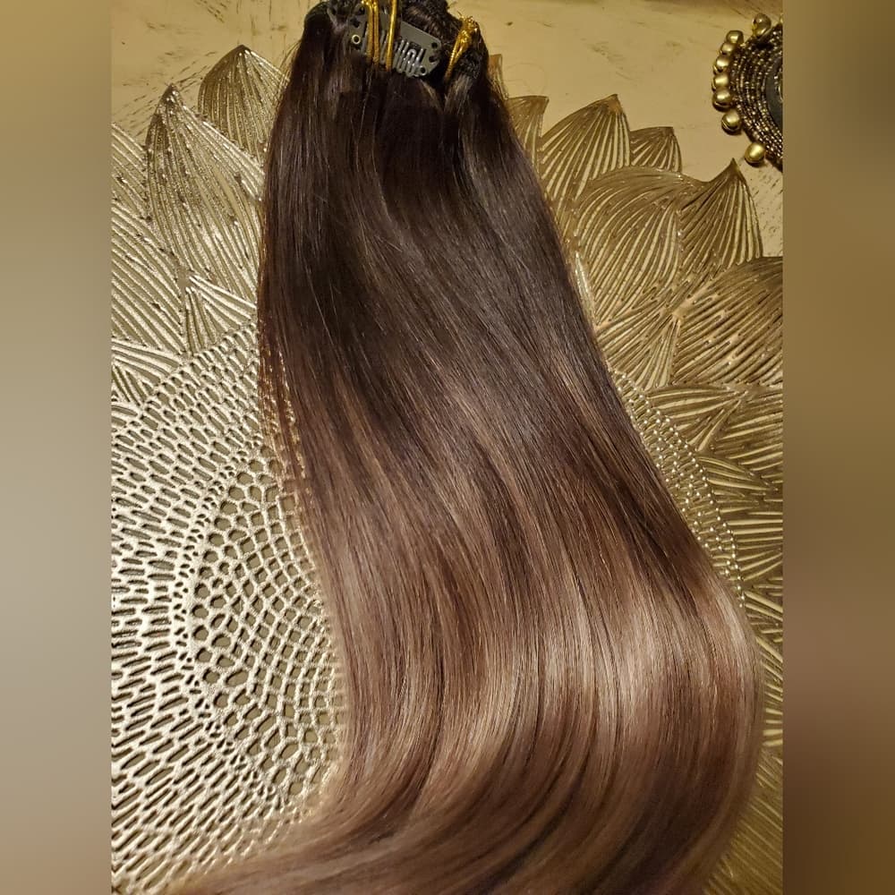 Brazilian Balayage Clip in Extensions 16 inches - Thumbnail 7