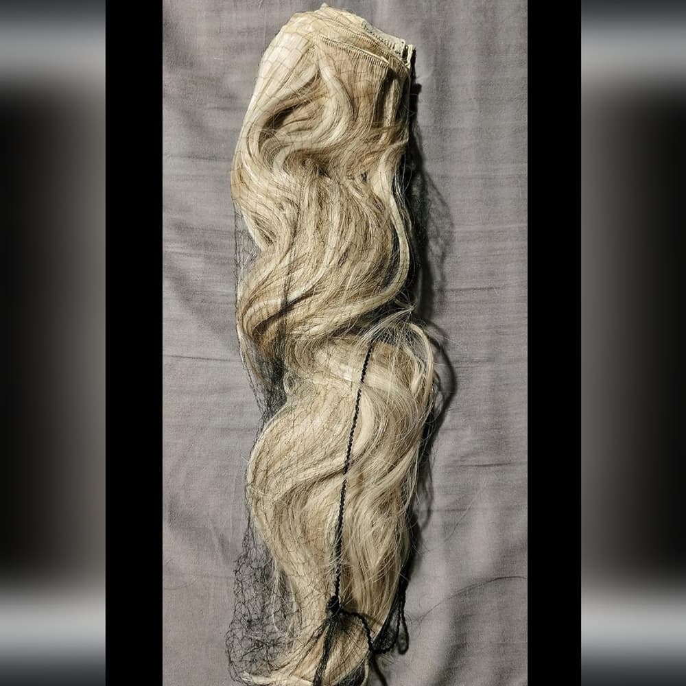 Beautiful Full Head Clip in Extension - Thumbnail 2