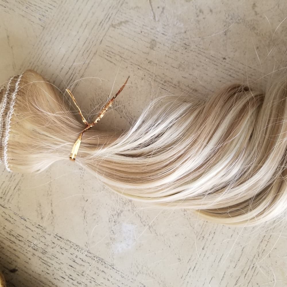 Blonde Beauty Full Head clip in extension - Thumbnail 5