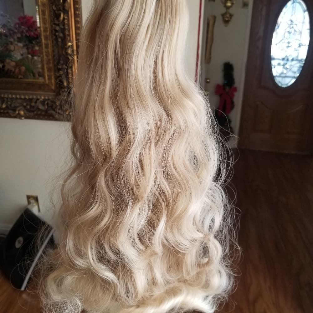 Blonde Beauty Full Head clip in extension - Thumbnail 7