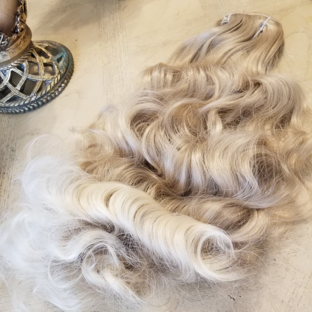 Blonde Beauty Full Head clip in extension - Thumbnail 2