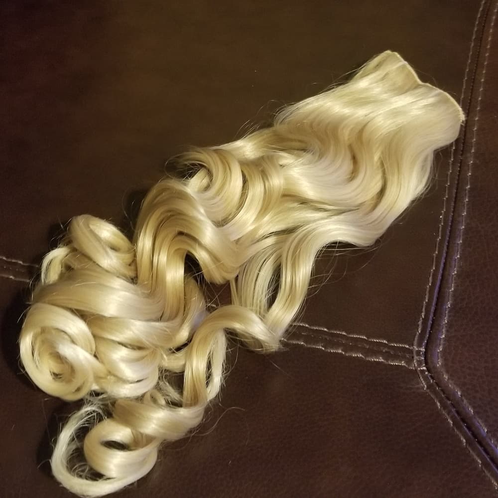 Blonde Beauty Full Head clip in Extension - Thumbnail 7