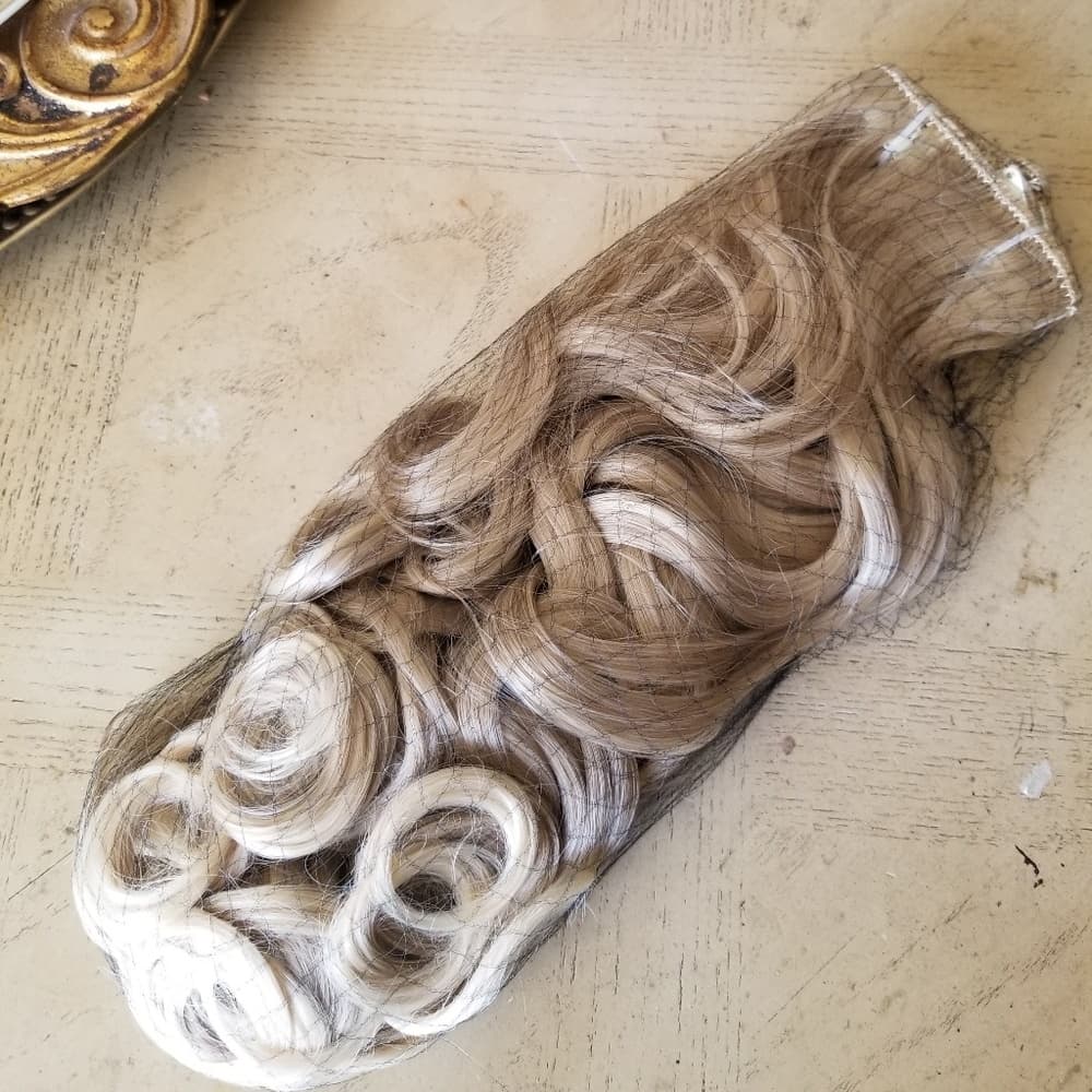 Ombre Blonde Beauty Clip in Extension - Thumbnail 3