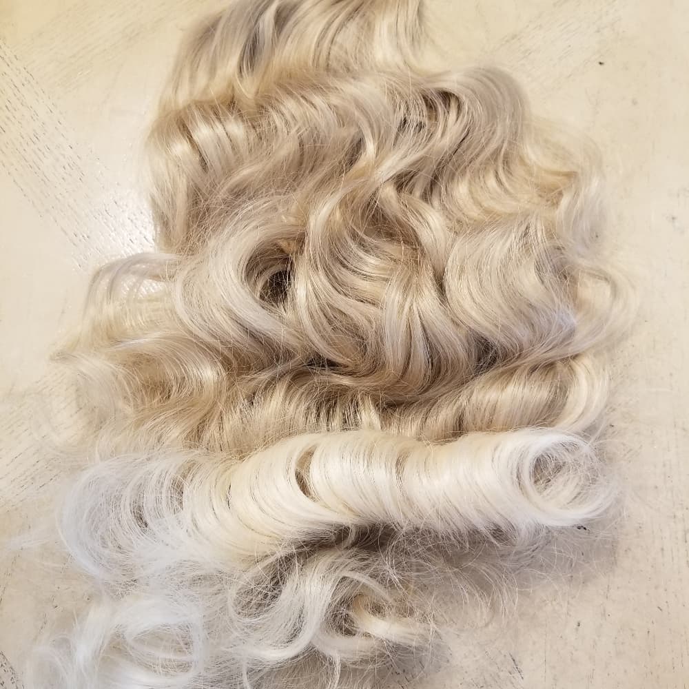 Blonde Beauty Full Head clip in extension - Thumbnail 8