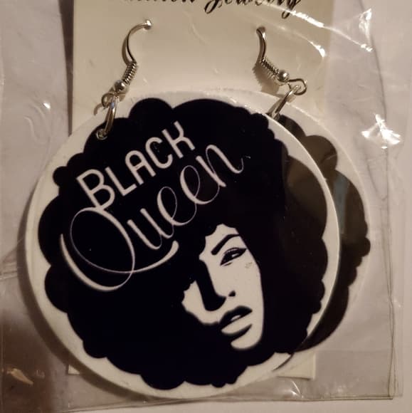 Black African American Wood Round Retro Hook Earrings - Thumbnail 2